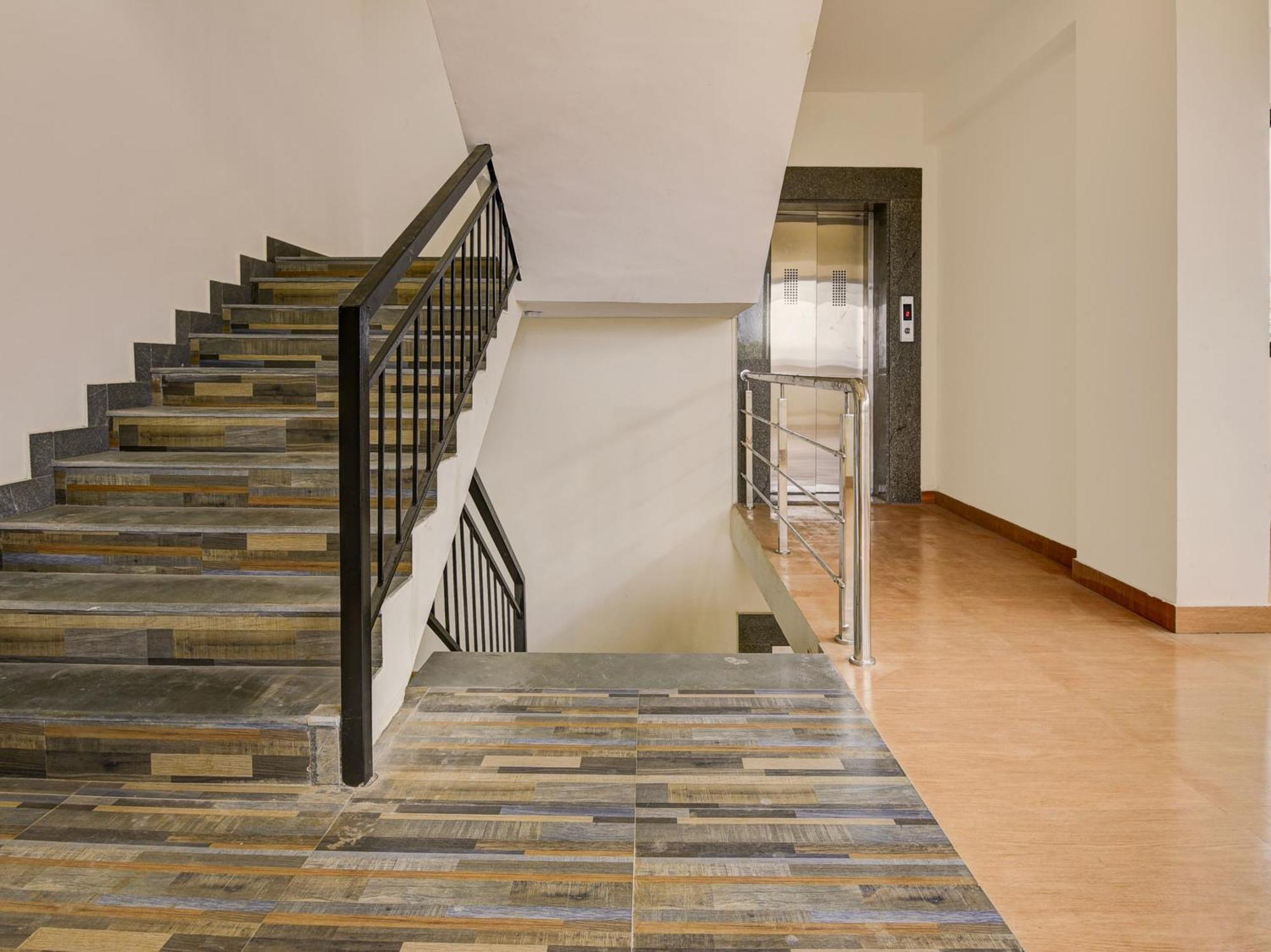 Townhouse Madgaon Hotel Raia Ngoại thất bức ảnh